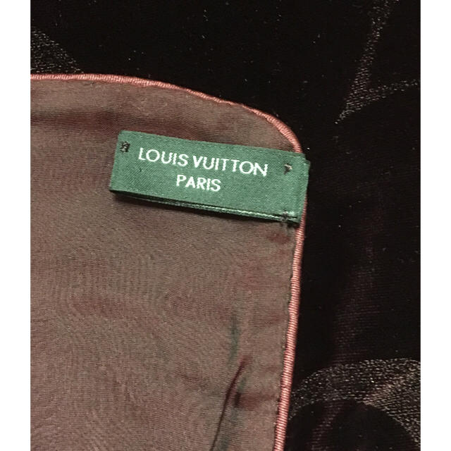 LOUIS VUITTON(ルイヴィトン)のゆう様 ルイヴィトン★ベルベットストール ワインカラー レディースのファッション小物(マフラー/ショール)の商品写真