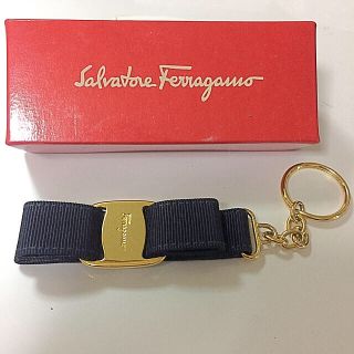 サルヴァトーレフェラガモ(Salvatore Ferragamo)のフェラガモ ヴァラ リボン キーホルダー フェラガモキーホルダー(キーホルダー)