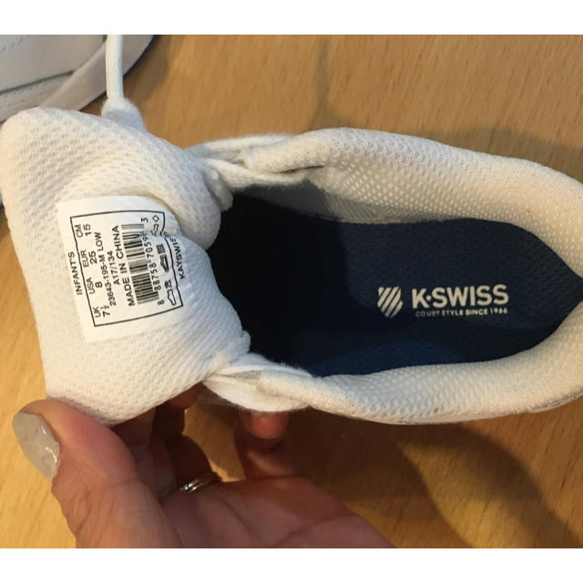 K-SWISS(ケースイス)のキッズスニーカー15センチ k-swiss キッズ/ベビー/マタニティのキッズ靴/シューズ(15cm~)(スニーカー)の商品写真