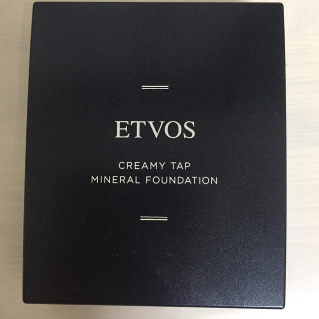 ETVOS(エトヴォス)のETVOS クリーミィタップミネラルファンデーション コスメ/美容のベースメイク/化粧品(ファンデーション)の商品写真