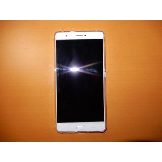 エイスース(ASUS)のASUS　Zenfone 3 Ultra シルバー ZU680KL-SL32S4(スマートフォン本体)