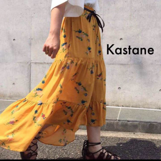 Kastane(カスタネ)のシチリアーナ様専用❗️カスタネ  花柄ヘムラインスカート レディースのスカート(ひざ丈スカート)の商品写真