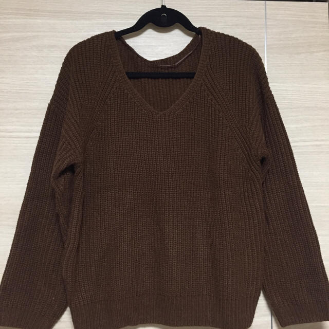 GU(ジーユー)のGU カノコセーター 茶色 レディースのトップス(ニット/セーター)の商品写真