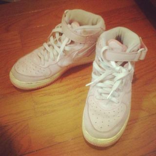 ナイキ(NIKE)のレア♡ベビーピンクハイカットスニーカー(スニーカー)