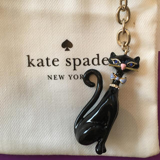 ケイトスペードニューヨーク(kate spade new york)の新品ケイトスペード ブルーアイ ビジューオシャレ猫 キーチェーン/バッグチャーム(キーホルダー)