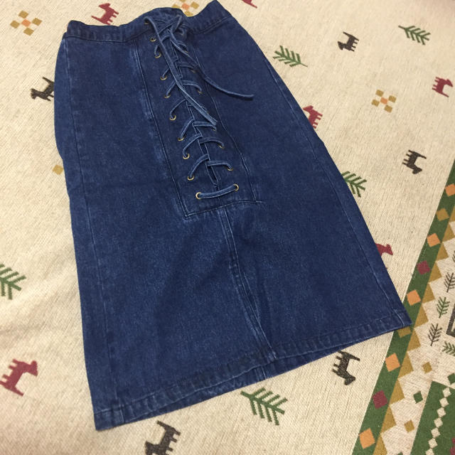 mystic(ミスティック)のデニムスカート レディースのスカート(ひざ丈スカート)の商品写真
