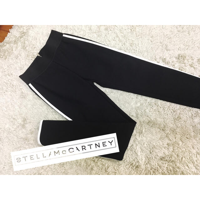 Stella McCartney(ステラマッカートニー)の【新品Stella McCartney】定価80%オフ！ラインパンツ レディースのパンツ(その他)の商品写真