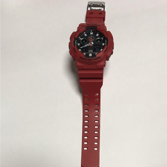 G-SHOCK(ジーショック)のG-SHOCK  GA-100B-4AJF RED メンズの時計(腕時計(アナログ))の商品写真