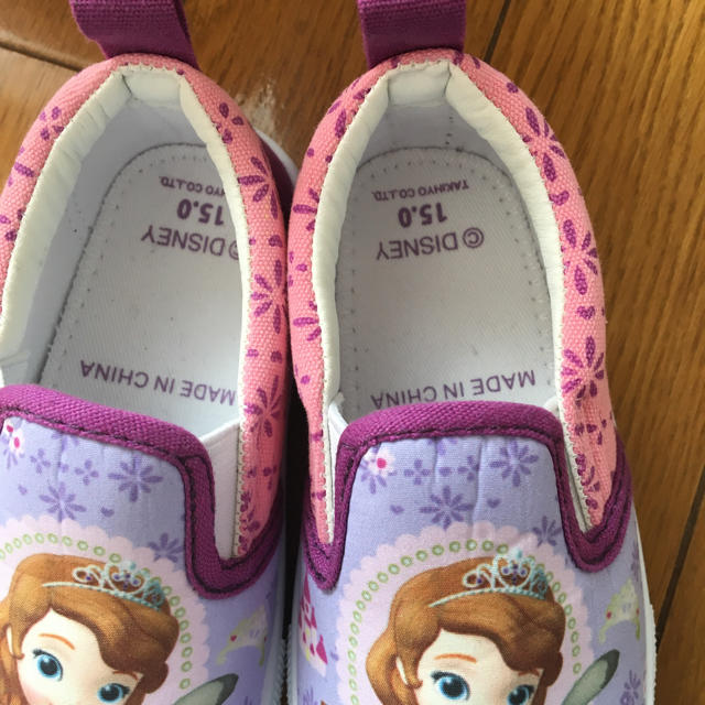 Disney(ディズニー)のソフィア スニーカー 15.0試し履きのみ キッズ/ベビー/マタニティのキッズ靴/シューズ(15cm~)(スニーカー)の商品写真