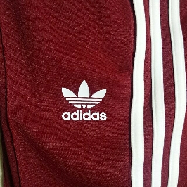 adidas(アディダス)の美品！adidas〈SST RELAX CROPPED PANTS〉 メンズのパンツ(その他)の商品写真