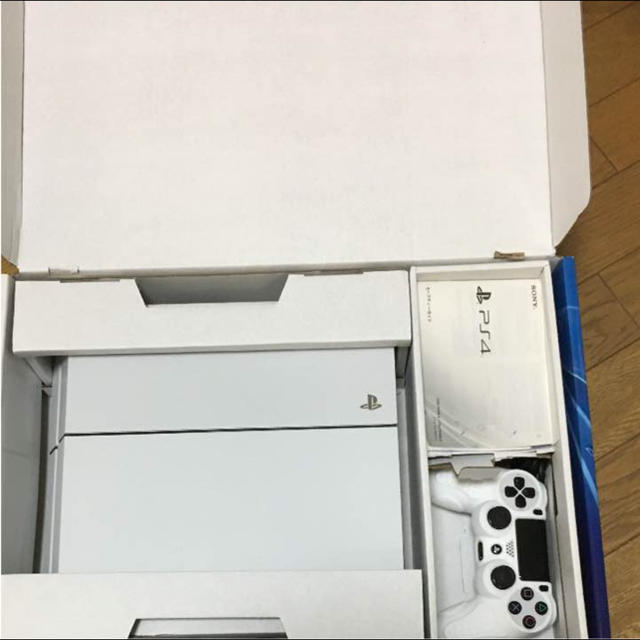 PlayStation4(プレイステーション4)の真一様専用品 エンタメ/ホビーのゲームソフト/ゲーム機本体(家庭用ゲーム機本体)の商品写真