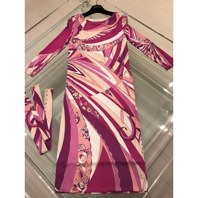 EMILIO PUCCI(エミリオプッチ)のEMILIO PUCCI  エミリオプッチ ワンピース 42 レディースのワンピース(ひざ丈ワンピース)の商品写真