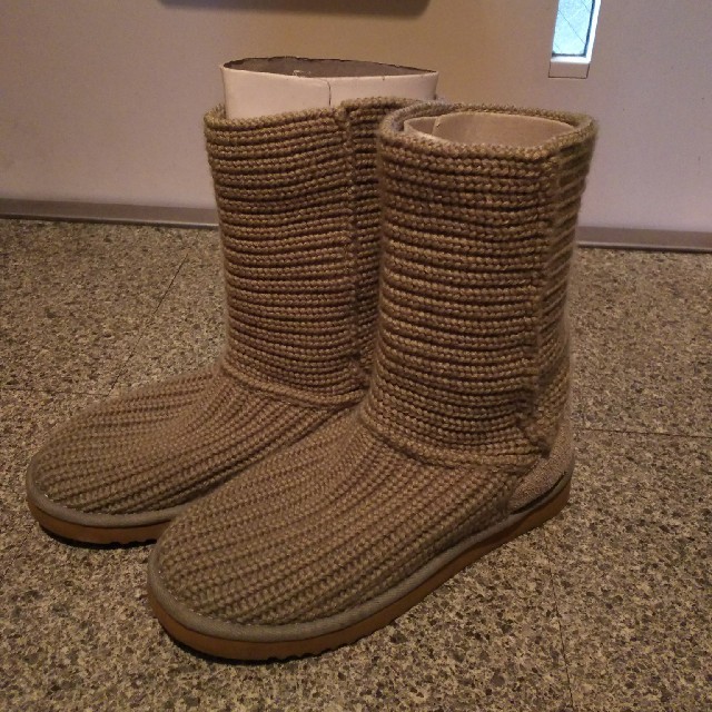 UGG ニットブーツ