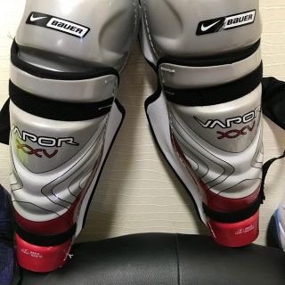 アイスホッケーBAUER レガース