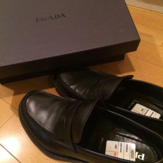 プラダ(PRADA)の男物プラダ革靴(ローファー/革靴)