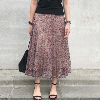 ザラ(ZARA)のZARA 小花柄スカート ドゥロワー イエナ ルシェルブルー トゥモローランド(ロングスカート)