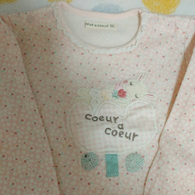 coeur a coeur(クーラクール)のクーラクール　トップス　90㎝ キッズ/ベビー/マタニティのキッズ服女の子用(90cm~)(Tシャツ/カットソー)の商品写真