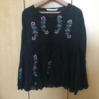 ザラ(ZARA)のZARA 今期♡刺繍ブラウス(シャツ/ブラウス(長袖/七分))