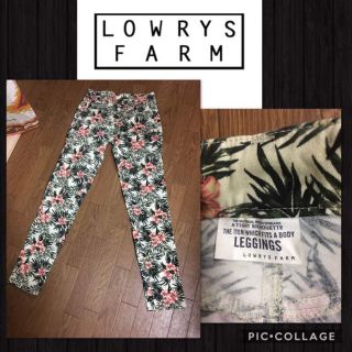 ローリーズファーム(LOWRYS FARM)のLOWRYS FARM スキニー レギンス ボタニカル柄 XS 股下73 美品(スキニーパンツ)