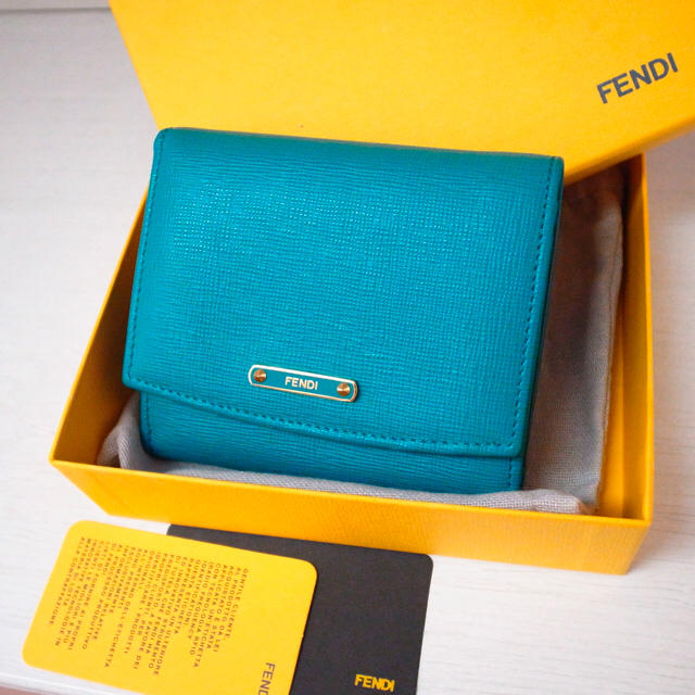 FENDI - 正規品♡美品♡フェンディ クレヨンズ 財布 レザー モンスター