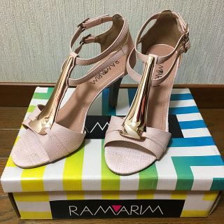 ビーシービージーマックスアズリア(BCBGMAXAZRIA)の★大人気RAMARIMのサンダルハイヒール★(サンダル)