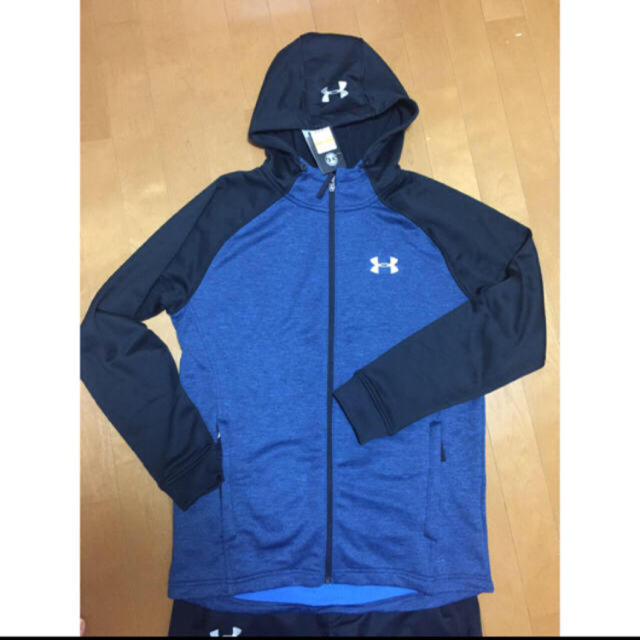 UNDER ARMOUR(アンダーアーマー)の新品！！《アンダーアーマー 》上下セット Mサイズ メンズのトップス(ジャージ)の商品写真