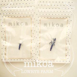 ローリーズファーム(LOWRYS FARM)のmikoa✳︎イヤホンジャック(ストラップ/イヤホンジャック)