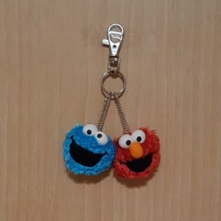 セサミストリート(SESAME STREET)のセサミ★エルモ・クッキーモンスターの鍵カバー★(キャラクターグッズ)