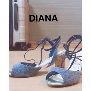 ダイアナ(DIANA)の【新品】DIANA×デニム デザイン性◎ オープントゥサンダル(サンダル)