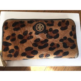 トリーバーチ(Tory Burch)のトリーバーチ長財布ハラコヒョウ柄(財布)