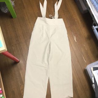 マジェスティックレゴン(MAJESTIC LEGON)のMAJESTIC LEGON サロペット 新品未使用 ベージュ(サロペット/オーバーオール)