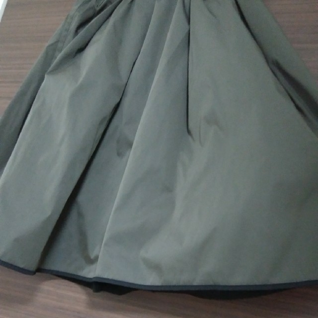 FELISSIMO(フェリシモ)のフェリシモ　リバーシブルスカート レディースのスカート(ひざ丈スカート)の商品写真