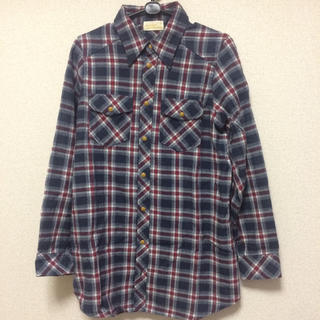 ダブルクローゼット(w closet)のシャツ(シャツ/ブラウス(長袖/七分))