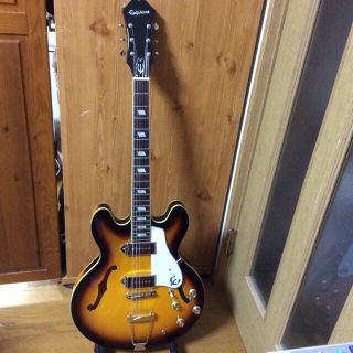 エピフォン(Epiphone)の閉店セール！美品！エピフォン、カジノ(エレキギター)