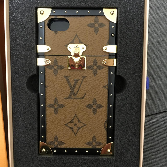 LOUIS VUITTON(ルイヴィトン)の専用です。 スマホ/家電/カメラのスマホアクセサリー(iPhoneケース)の商品写真