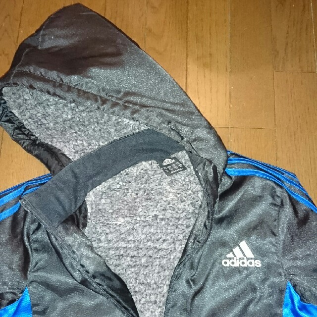 adidas(アディダス)のmiii様専用取り置きadidas 裏ボアベンチコート キッズ/ベビー/マタニティのキッズ服男の子用(90cm~)(コート)の商品写真