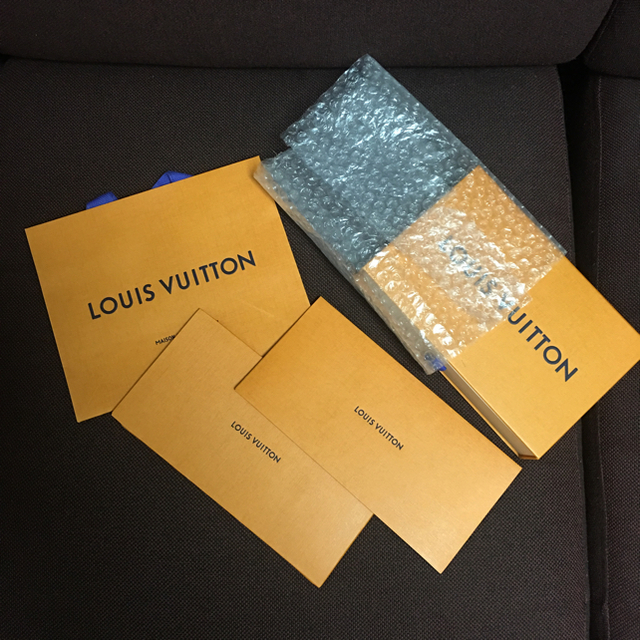 LOUIS VUITTON(ルイヴィトン)の再出品 ルイヴィトン iPhone7plus Louis Vuitton  スマホ/家電/カメラのスマホアクセサリー(iPhoneケース)の商品写真