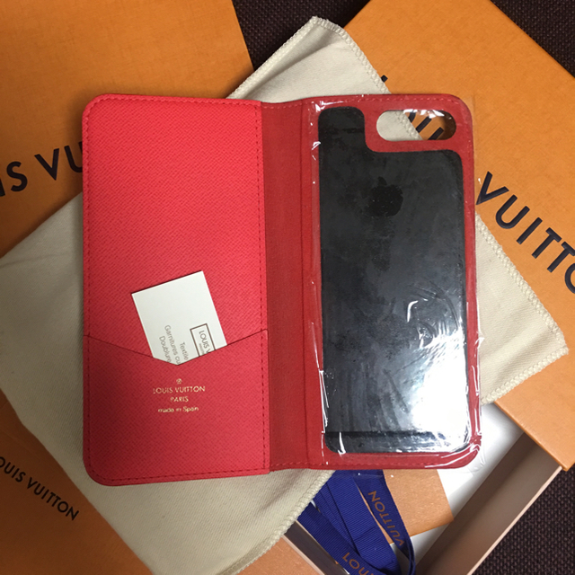 LOUIS VUITTON(ルイヴィトン)の再出品 ルイヴィトン iPhone7plus Louis Vuitton  スマホ/家電/カメラのスマホアクセサリー(iPhoneケース)の商品写真