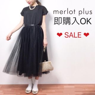 メルロー(merlot)のメルロープリュス デコルテシースルーワンピース ブラック(ミディアムドレス)