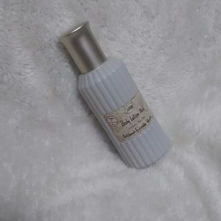 サボン(SABON)のsabon ﾊﾟﾁｭﾘﾗﾍﾞﾝﾀﾞｰﾊﾞﾆﾗ ボディミスト(ボディローション/ミルク)