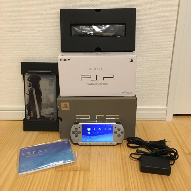 完動品】PSP クライシスコア FF7 10th Anniversary | cao.com.ec