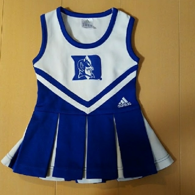 adidas(アディダス)のadidas　ﾄｯﾌﾟｽ キッズ/ベビー/マタニティのキッズ服女の子用(90cm~)(Tシャツ/カットソー)の商品写真