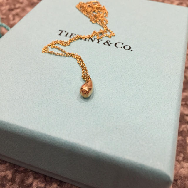 Tiffany & Co.(ティファニー)のkopi様専用 ティファニー ティアドロップ ネックレス 18k レディースのアクセサリー(ネックレス)の商品写真