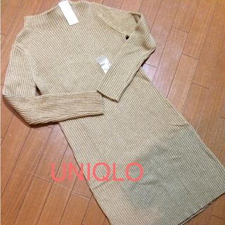 ユニクロ(UNIQLO)のUNIQLO 新品❣️ハイネック リブ ニットワンピース(ひざ丈ワンピース)