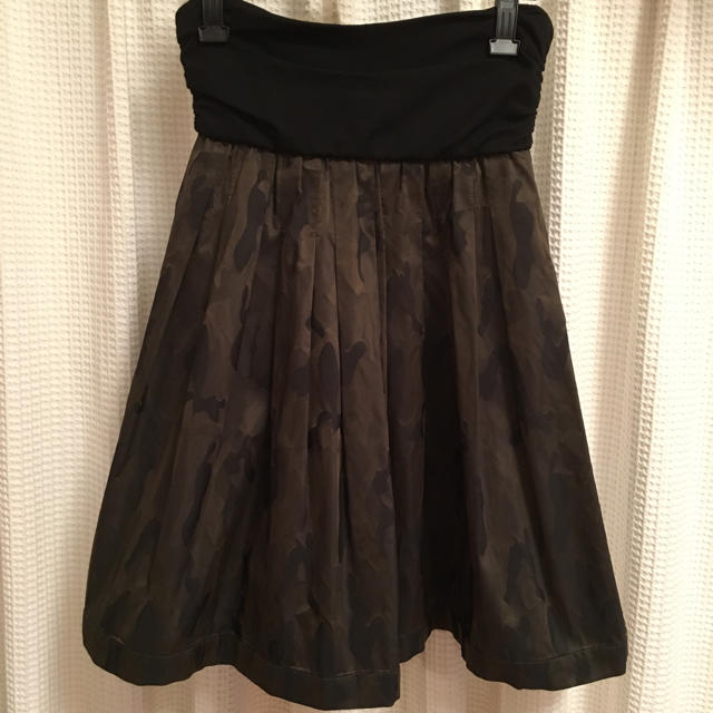 SLICK(スリック)のSRICスリック メモリー素材 迷彩ジャカードスカート レディースのスカート(ひざ丈スカート)の商品写真