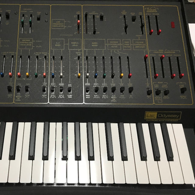 KORG(コルグ)の【中古】KORG ARP ODYSSEY rev2　アープオデッセイ　アナログ 楽器の鍵盤楽器(キーボード/シンセサイザー)の商品写真