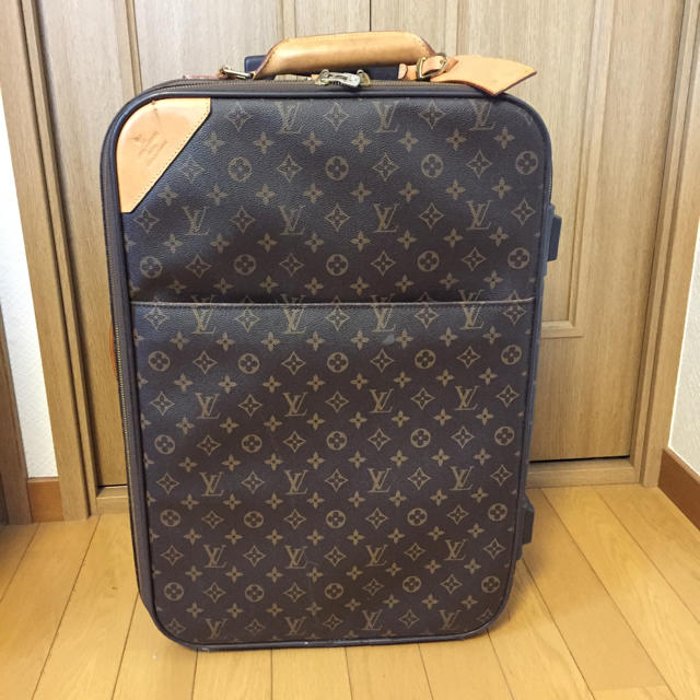 LOUIS VUITTON(ルイヴィトン)のLouis Vuitton キャリーケース レディースのバッグ(スーツケース/キャリーバッグ)の商品写真