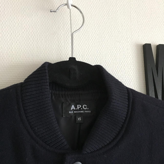 A.P.C - A.P.C スタジャン 人気 完売 あや様専用の通販 by sshop ...
