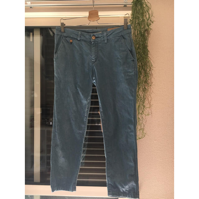 AMERICAN RAG CIE(アメリカンラグシー)のLEVI'S MADE & CRAFTED  SLIM CHINO レディースのパンツ(デニム/ジーンズ)の商品写真