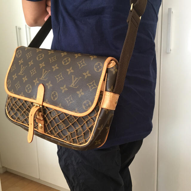 LOUIS VUITTON - ルイヴィトン モノグラム コンゴPM ショルダーメンズ
